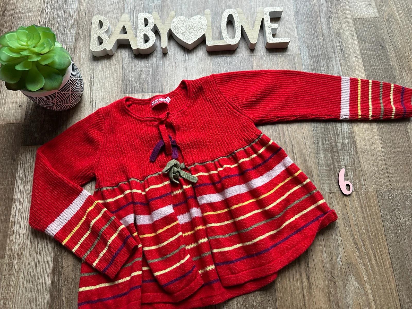 Gilet rouge rayé Clayeux fille – 6 ans – Très bon état